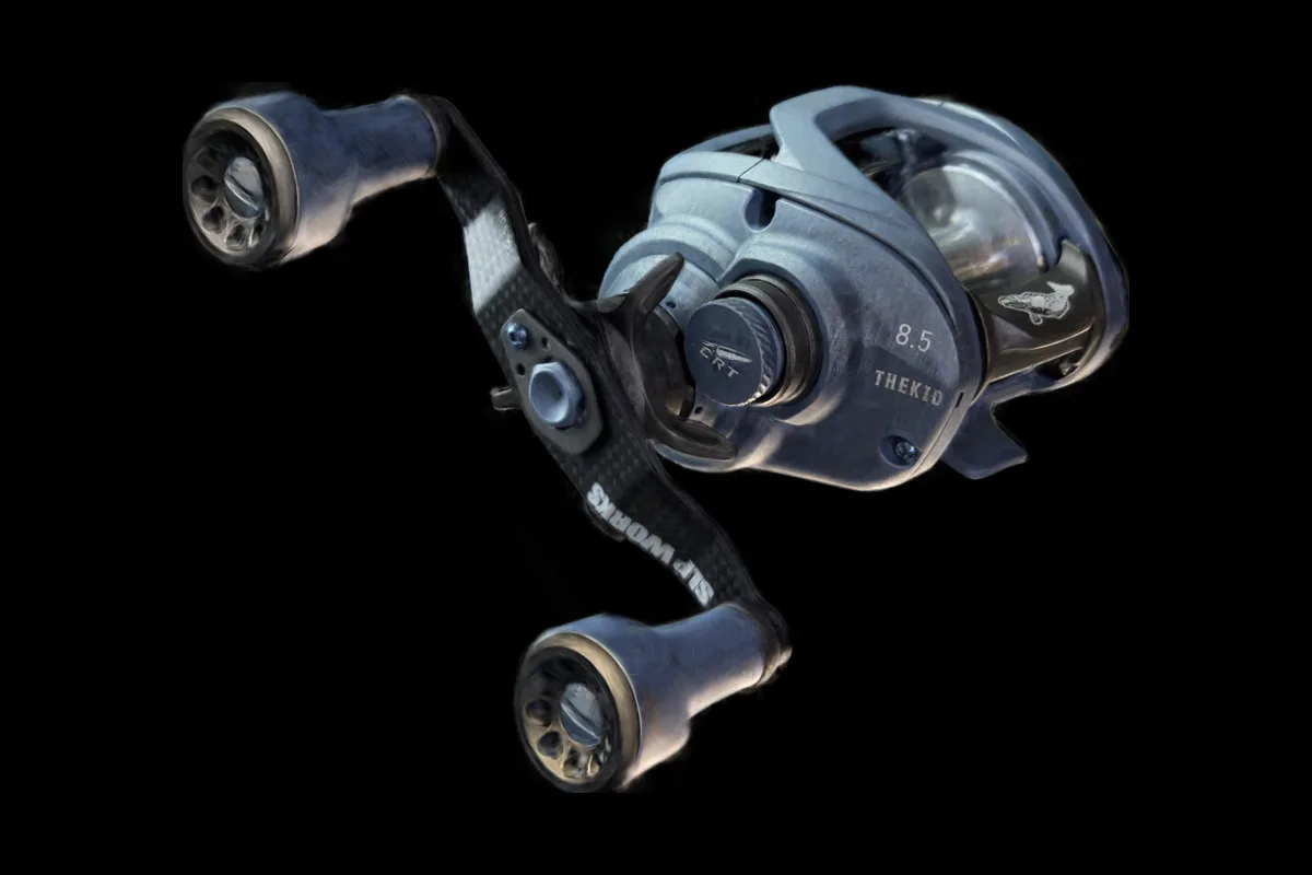 捲線器 3DGS 模型截圖，呈現本體與雙握把輪廓