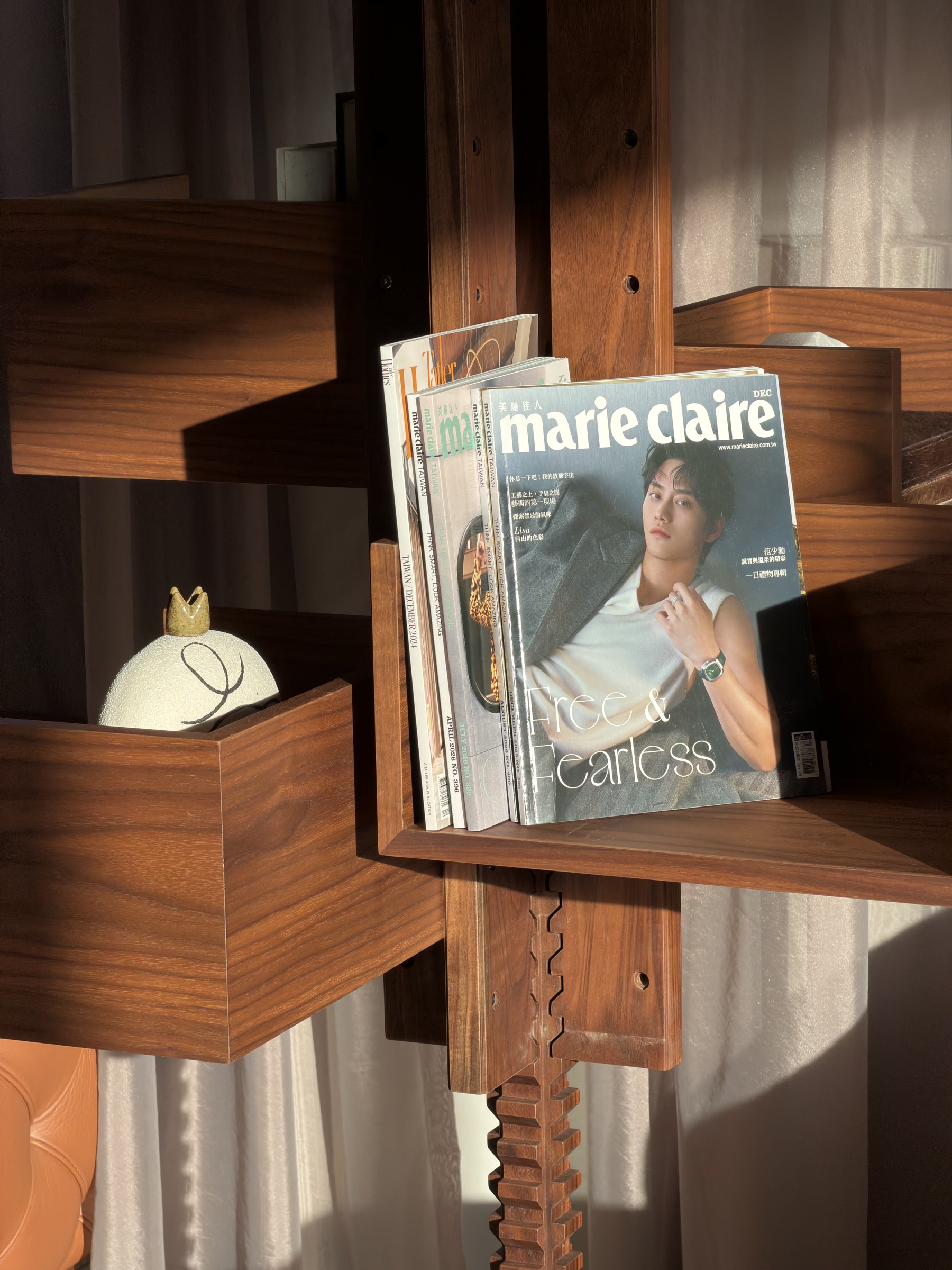 從織物到木作，留下空間的材質層次。
